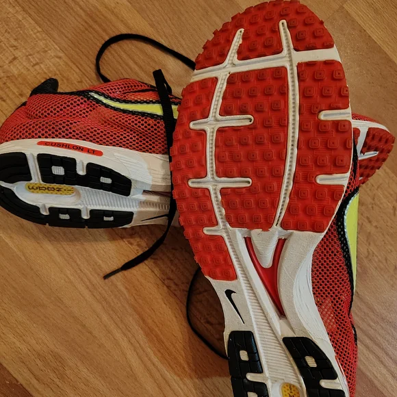 NikeZoom Victory XC3 Running Shoes Women's Size 7.5 Lightweight Racing Training - Picture 7 of 7